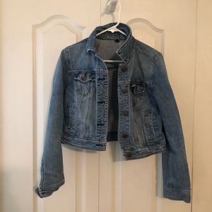 Last Call! 🎉 Women’s American Eagle denim jacket
